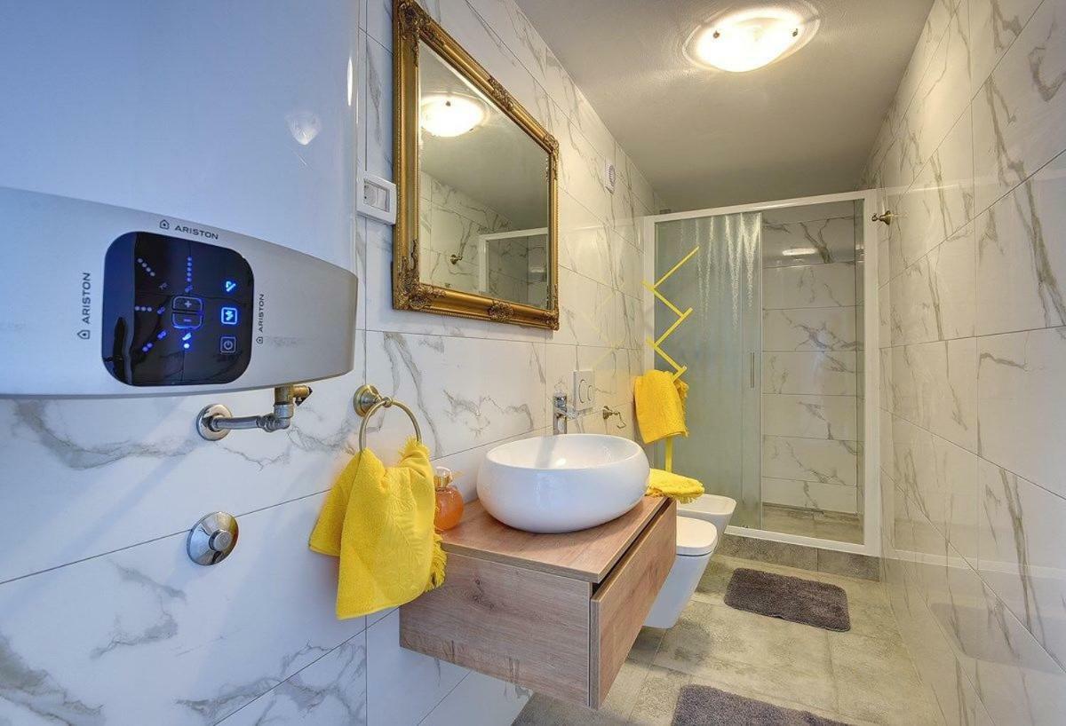 Villa Micol Gajana Extérieur photo